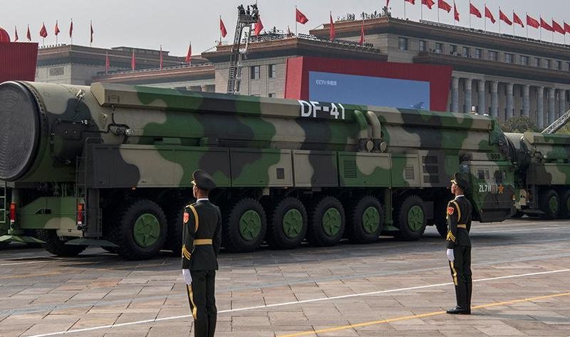 Bloomberg продемонстрировал новейшее оружие Китая перед парадом