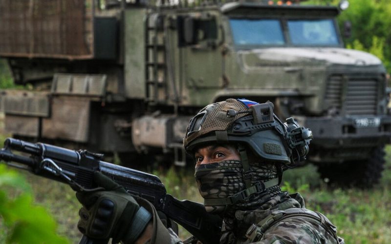 Полковник Ходаренок: К концу осени ДНР может оказаться полностью под контролем России